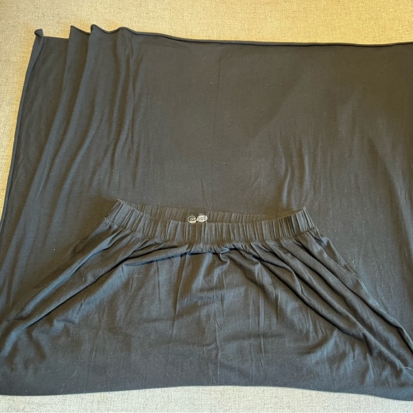 Cheap Monday black skirt - Picture 2 of 3